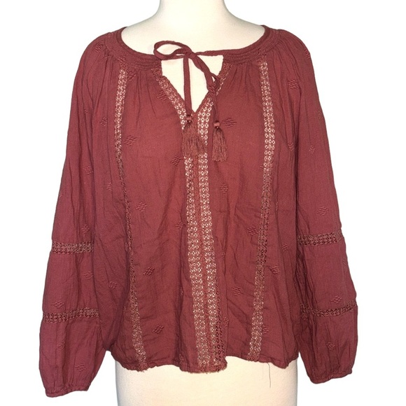 American Eagle Outfitters Tops - 047: AMERICAN EAGLE OUTFITTERS lightweight maroon longsleeve blouse medium